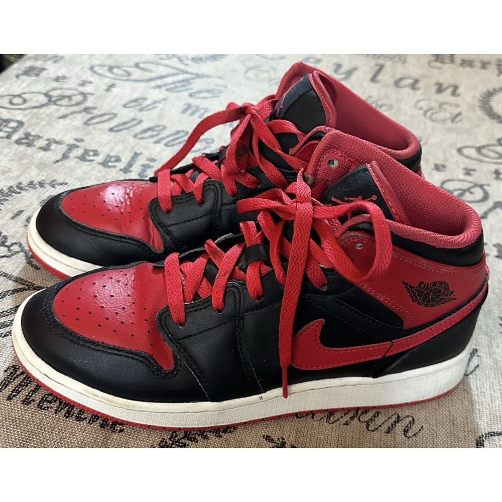 Nike Air Jordan 1 Mid Youth Size 5.5Y Black Red Sneakers